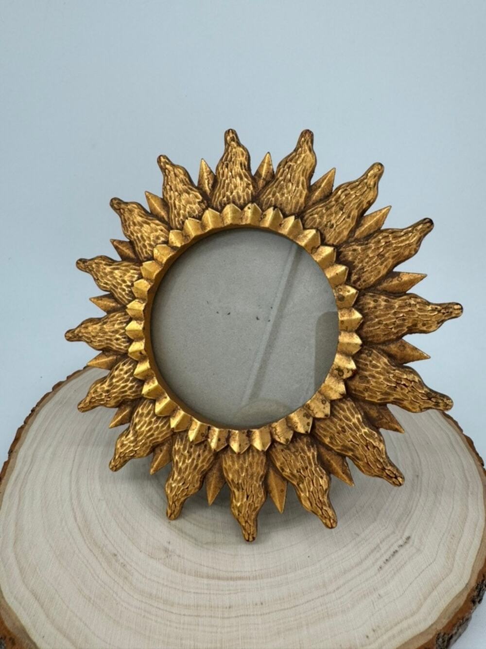 Vintage 1992 Terragraphics Gold Sunburst Celestial Picture Frame 7" Taiwan